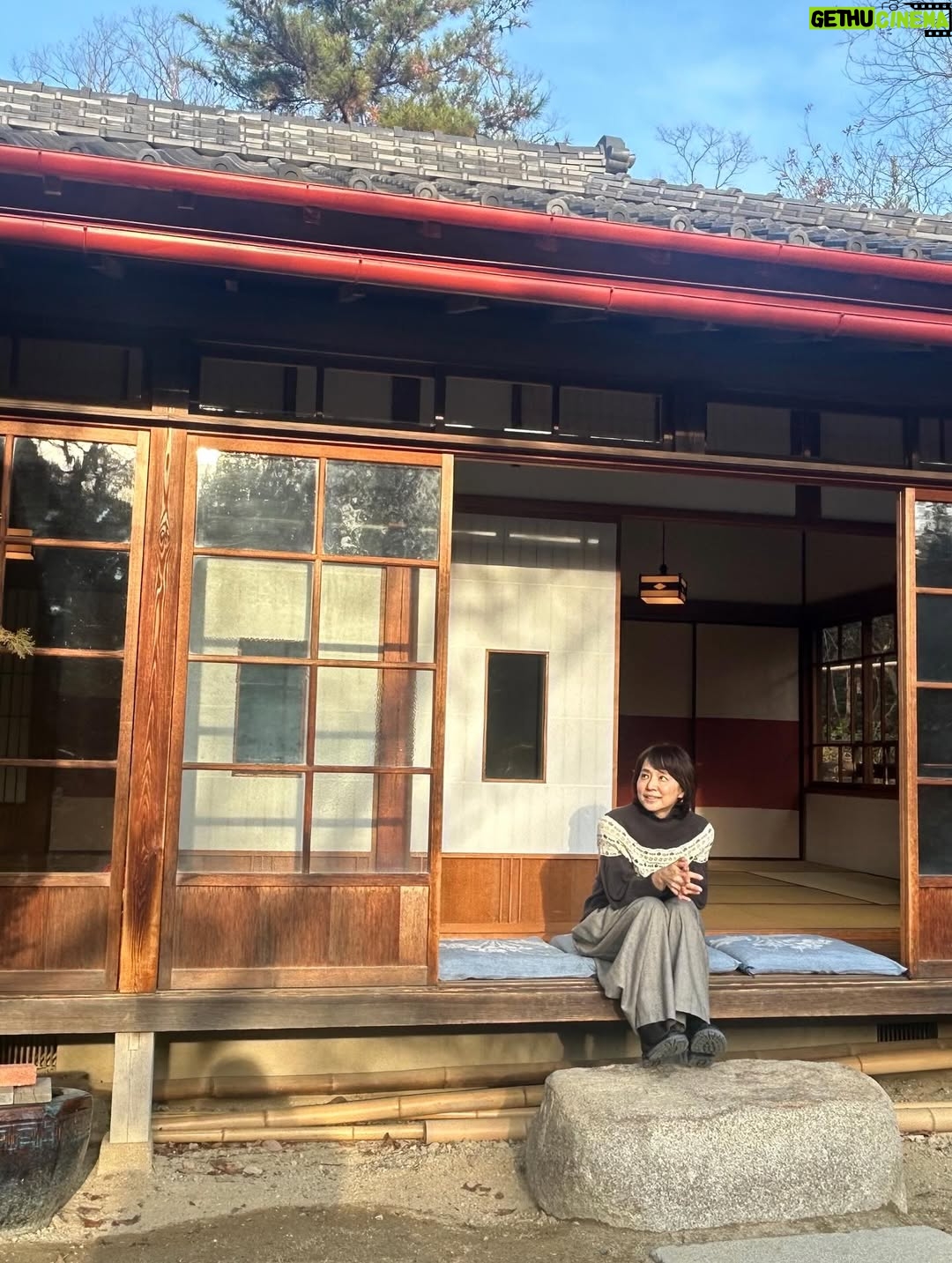 Yuriko Ishida - 273.3K Likes - ちょうど一ヶ月ほど前…クリスマスの頃
わたしは愛知県にある「ジブリパーク」に
行って参りました😊
念願のジブリパーク…
びっくりするほど広大な敷地に
映画の世界そのままの世界が広がっていました。
ジブリの世界で育った私としては
どこを訪れても胸がいっぱいになってしまい、
ほとんど涙目🥹で歩き回りました。
その記録「また会えたね！ジブリパークSP」。
1/23よりTverとLocipoにてご覧になれます。
(オンエア時は東海地方限定でした！)
あぁジブリの国に生まれて，幸せだ。
ジブリ愛。
本当に，ありがとうジブリ😭😊

ぜひご覧になってください😊😊

#また会えたねジブリパーク