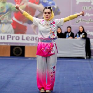 Zahra Kiani Instagram - .
پایان لیگ برتر ووشو ایران با برتری تیم سپاهان
ششمین قهرمانی پیاپی 😍💪
پ . ن : این عکسا و ترتیبشونو خیلی دوس دارم چون ترکیبی از سختی ، استرس ، درد و در نهایت رضایت ، شادی و حال خوبه ❤️
پ . ن ۲ :
عزیزانی که با هنرمندی تمام این لحظات را ثبت کردند :
@fereshte__rahmati
@nahid.mehtari
ادیت : @negin.mahdiuon
رسانه : @sports_lenss
