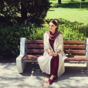 Zahra Kiani Instagram - .
برﺍﯼ ﺁﺩﻣﻬﺎ خاﻃﺮﻩ ﻫﺎﯼ “خوب” ﺑﺴﺎﺯ
ﺁﻧﻘﺪﺭ ﺑﺮﺍﯾﺸﺎﻥ “ﺧﻮﺏ” ﺑﺎﺵ
ﮐﻪ ﺍﮔﺮ ﺭﻭﺯﯼ ﻫﺮﭼﻪ ﺑﻮﺩ گذاشتی و ﺭﻓﺘﯽ
ﺩﺭ کﻨﺞ ﻗﻠﺒشﺎﻥ ﺟﺎﯾﯽ ﺑﺮﺍﯾﺖ ﺑﺎﺷﺪ ❤