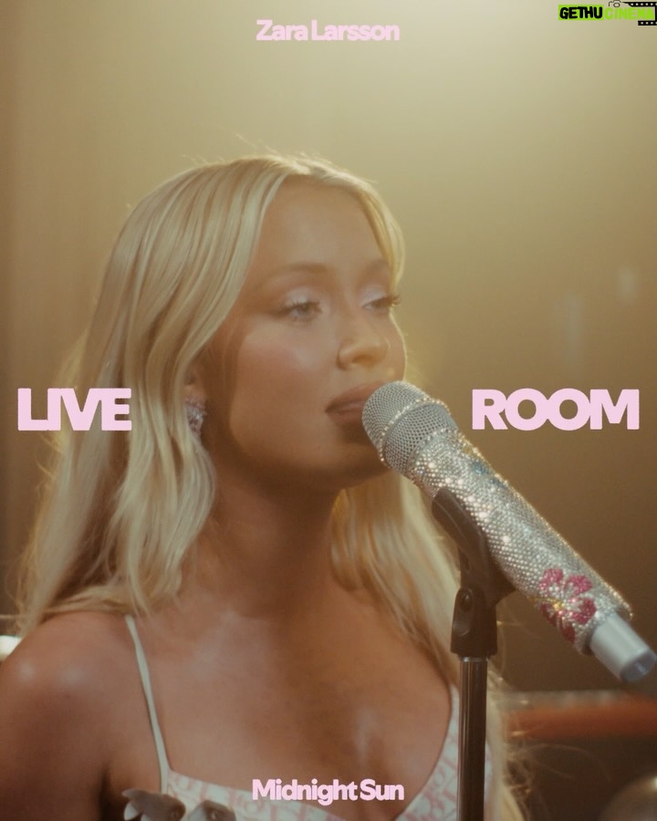 Zara Larsson - 215.5K Likes - “Midnight Sun,” but make it R&B. ✨ Zara Larsson puts a soulful twist on her hit song and breathes new life into “How Deep Is Your Love.” Watch her full Live Room set out now on Spotify.