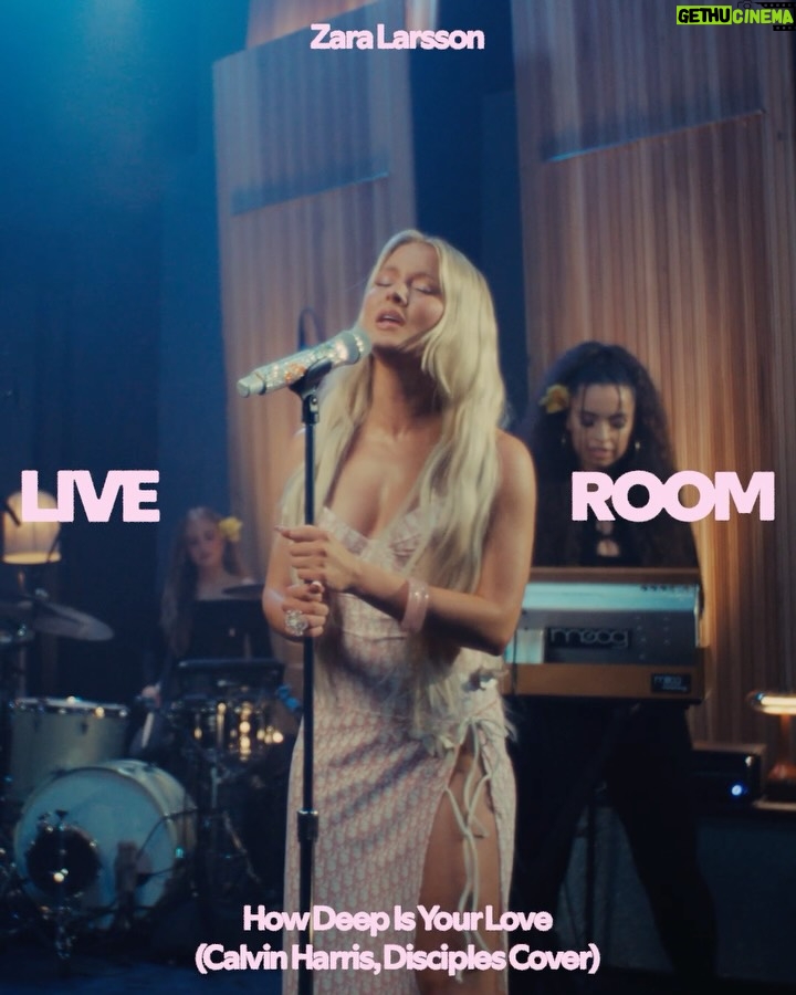 Zara Larsson - 215.5K Likes - “Midnight Sun,” but make it R&B. ✨ Zara Larsson puts a soulful twist on her hit song and breathes new life into “How Deep Is Your Love.” Watch her full Live Room set out now on Spotify.