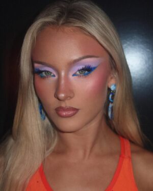 Zara Larsson Instagram - Last weeks make up looks with my girl @sophiasinot and now the big question! Which one is your favorite?
