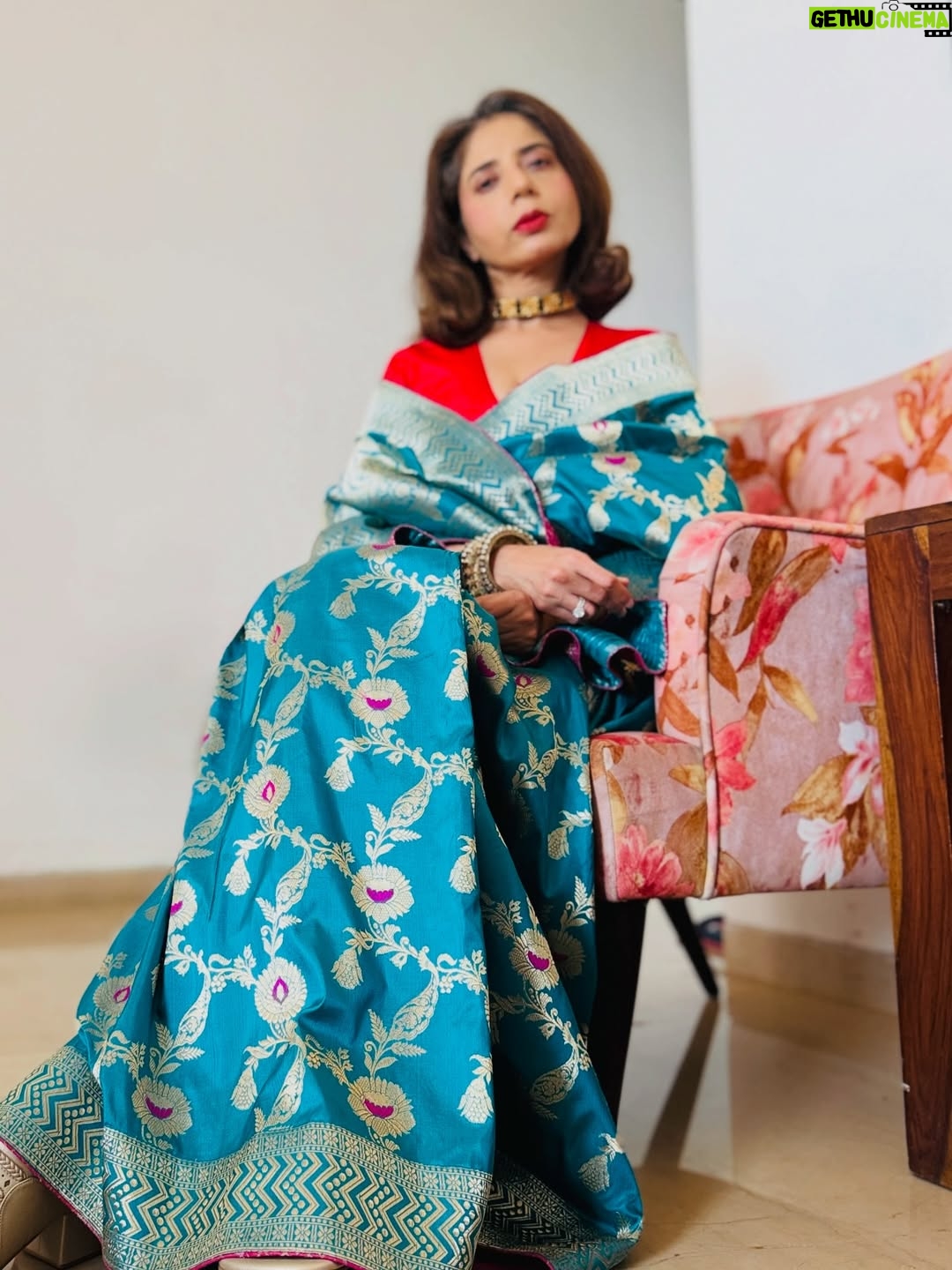 aiana jain - 4.1K Likes - Regal energy, main character moment !!
 Banarasi saree shines with real silver zari, making it pure royalty woven every fold.
Draped in an exquisite creation by @houseofshilpigupta , where every weave reflects heritage craftsmanship and timeless elegance. 
📍 Showcasing at @designone_official at NSCI Dome , at D 04 .
Thank me later !!!
.
.
.
.
.
.
.
.
.
.
.
.
.
#aianaj #aianajsays #aianajloves #aianajinsaree #aianajstyles