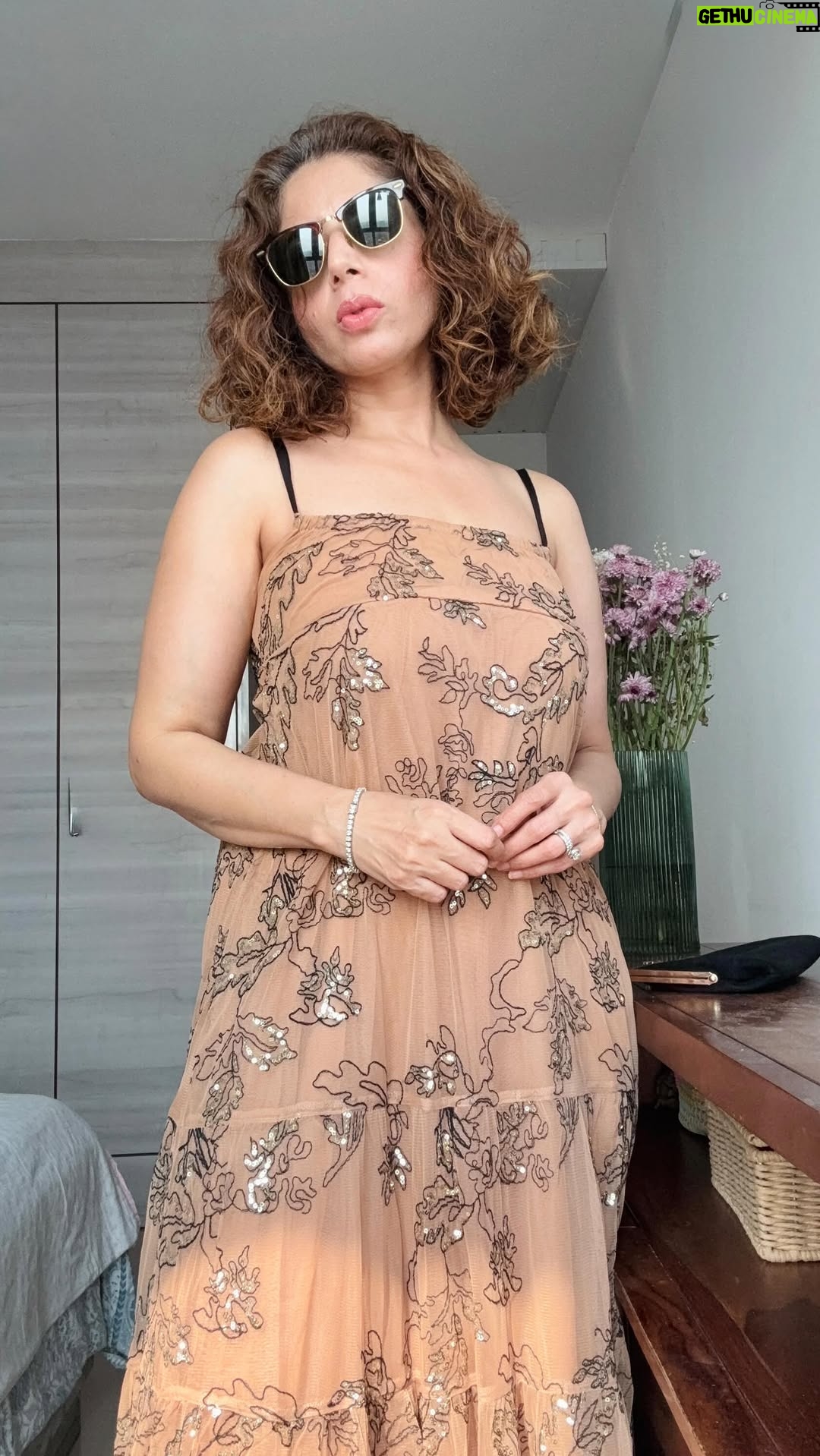 aiana jain - 1.7K Likes - They said glam and this was my version of glam at 3 PM . Sometimes the trick is to just go easy on the accessories and let the outfit be the mainstay . A pretty dress in the wardrobe is always a good idea !!! Did you like how I styled this !!!
.
.
. Chashma : @rayban 
. Footwear : @charleskeithofficial 
.

.
#aianaj #aianajsays #aianajloves #aianajstyles #dayglam 
.