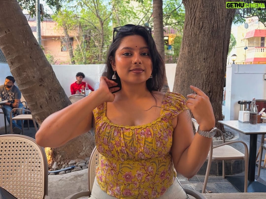 ayshayrav - 1.5K Likes - Top from @westsidestores 💛