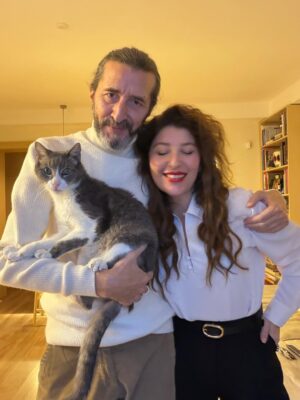 Şebnem Bozoklu Instagram - Umudu ve sevgiyi çoğalttığımız bir yıl olsun. Hepimize mutlu yıllar ❤️❤️❤️