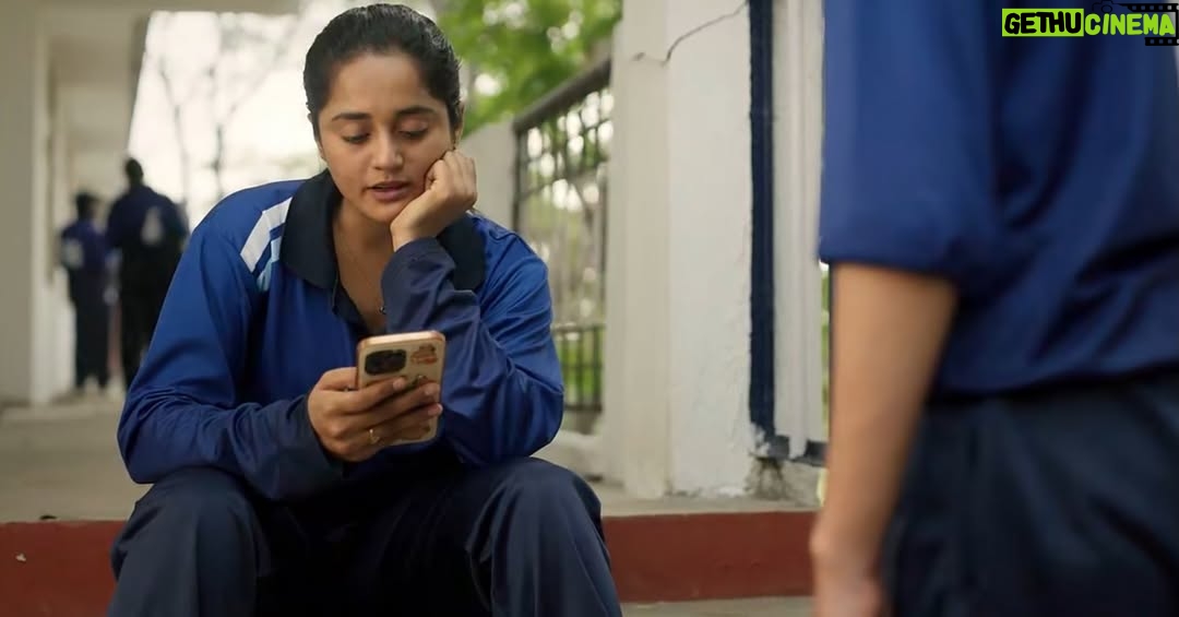 kavya amira - 1.1K Likes - The most irritating character in LBW 🤪🔥excited wats gonna happen? Just watch out the series new episodes on feed  #jiohotstartamil #jiohotstar