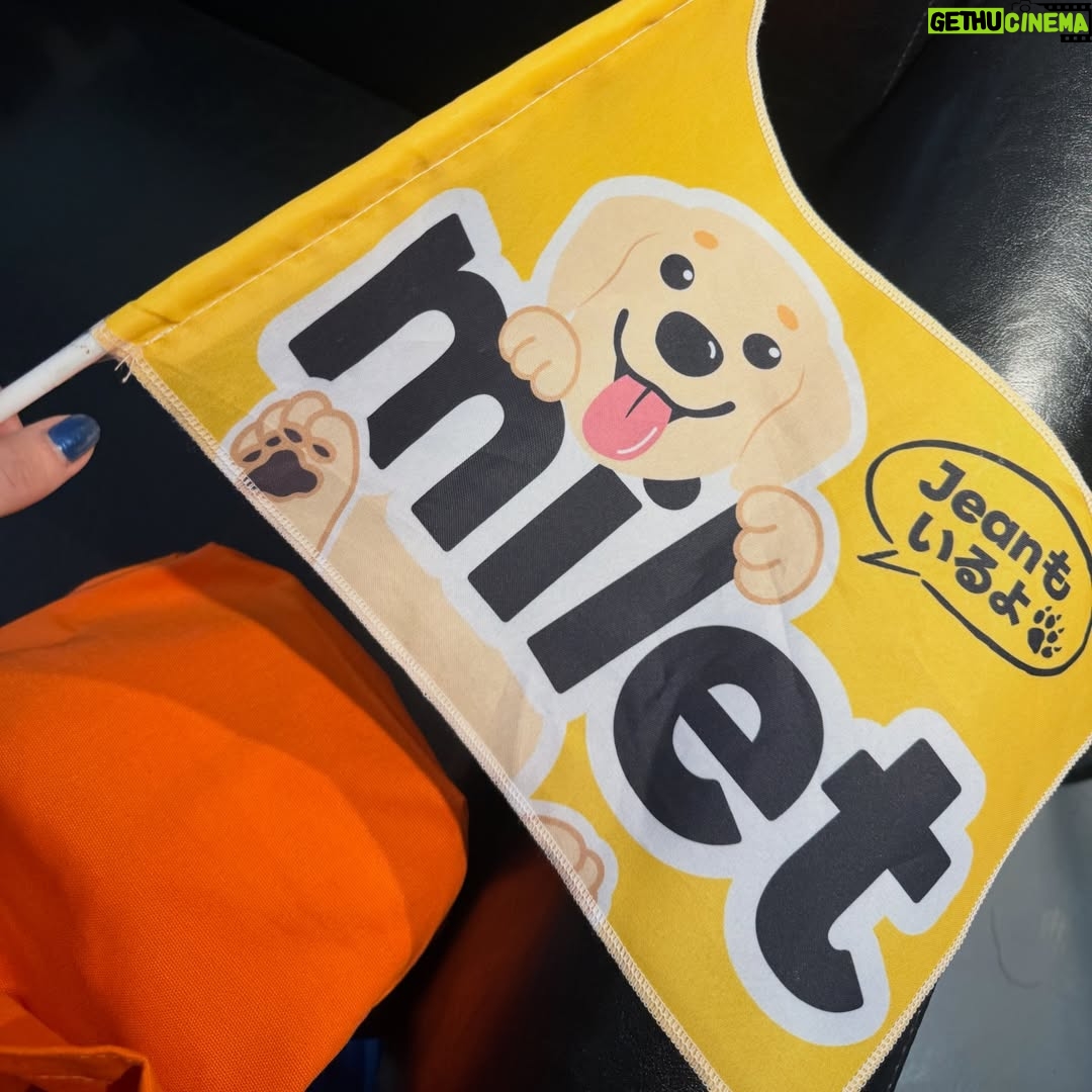 milet - 49.7K Likes - 非常感謝這段快樂的時光。
無論是表演還是中文，我都會繼續進步，下次一定會再來見大家 🩵
我很喜歡高雄！也很喜歡大家！
謝謝你們一直呼喊我的名字。
我從大家那裡獲得了很多力量！
I’ll be back👍

謝謝 #MEGAPORT @megaportfest 💭

初めてのMEGAPORTフェス、最高の熱気に包まれて歌いました！
フェスなのにワンマンかと思うような熱狂ぶりで、来てくれたみんなとひとつになって音楽ができて、忘れられない本当に楽しい時間になりました。
いまでもみんなのmiletコールが頭から離れないよ。(アンコールのコールも面白かった、フェスなのに笑)
特別な時間をありがとう！
会いにきてくれてありがとう！
次はきっとワンマンで、ね。

Photo credit:出日音樂