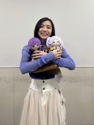 milet Instagram - デビュー7周年を迎えました🐥
あなたがそこにいてくれることが、私が歌ういちばんの理由です。
どんなときもそばで支えてくれてありがとう。
愛してます。