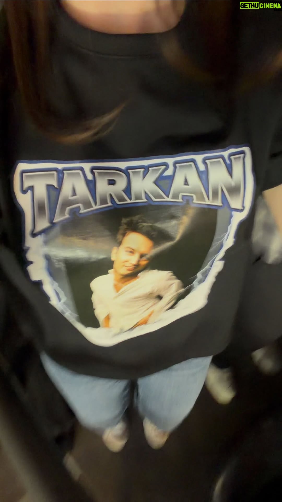 İrem Sak - 186.7K Likes - TARKAN ❤️
