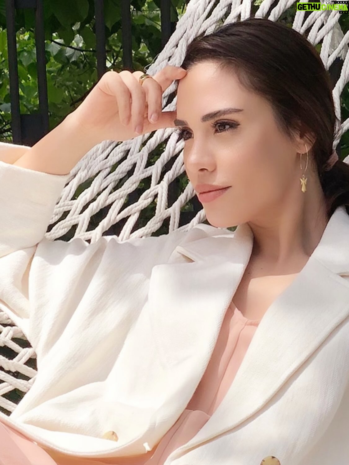 Şükran Ovalı - 26.7K Likes - Mikser:) 🩵